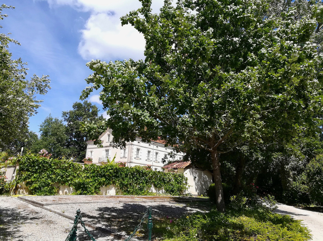 Le Manoir St Jean主图