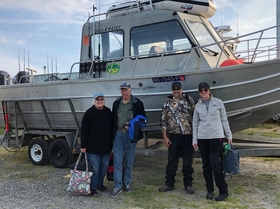 J & J Smart Charters - Private Tours-尼尔奇克必去景点