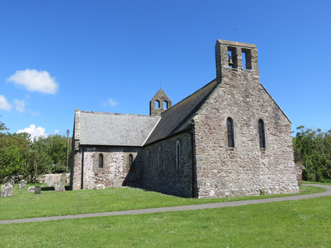 St Bride's Bay-St Brides必去景点