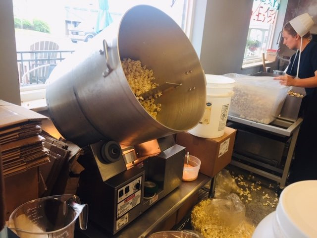 Main Street Fudge & Popcorn Co-Berlin必去景点