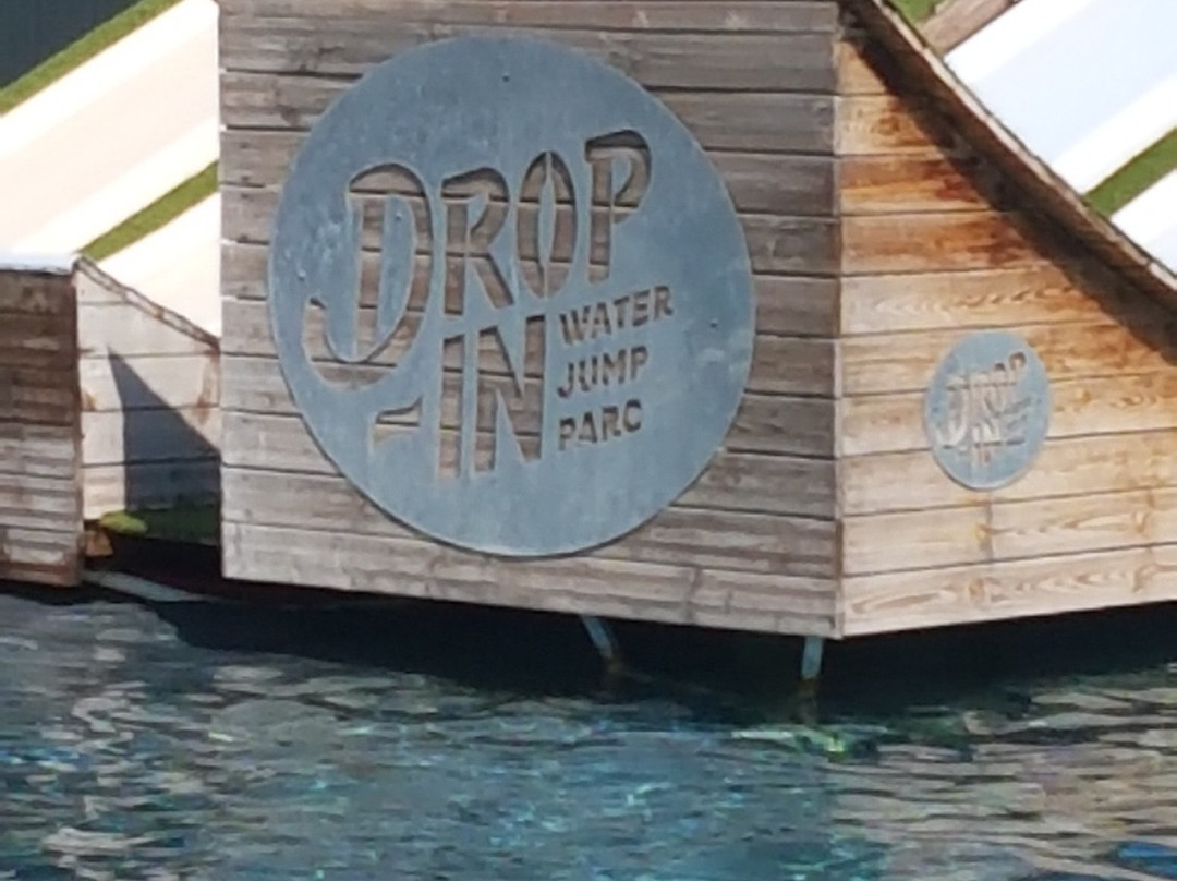 DROP IN Water Jump Parc景点图片