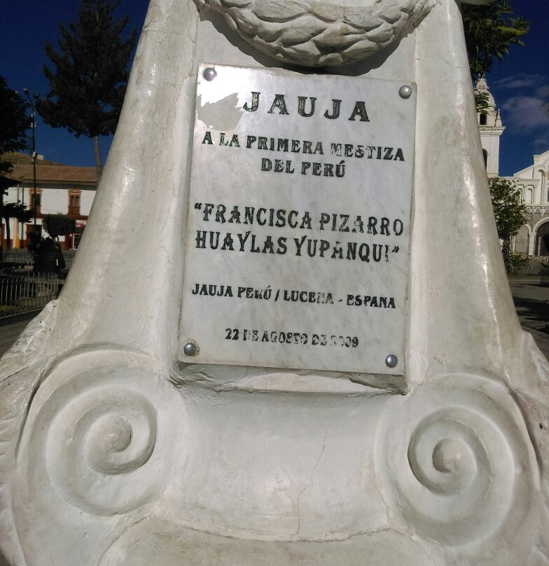 Plaza de Armas de Jauja-豪哈必去景点