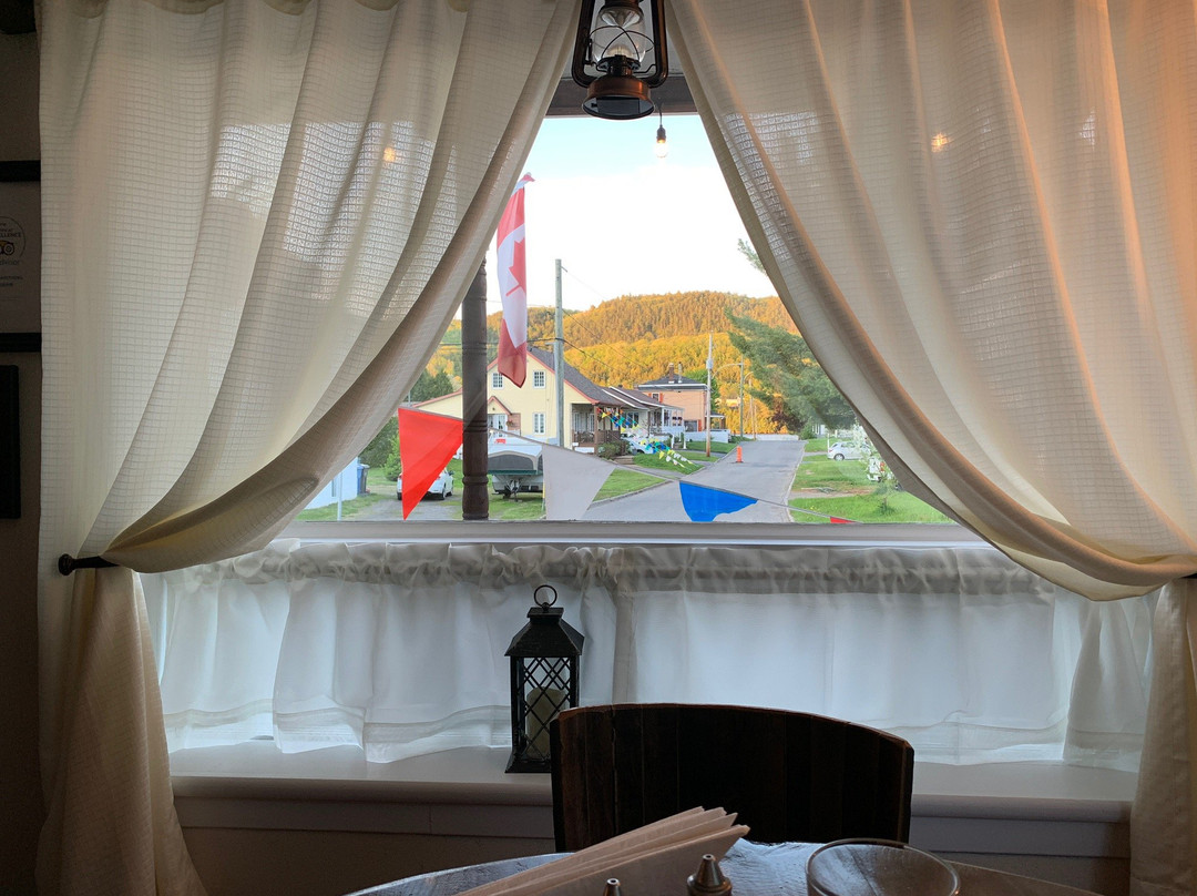 Aux Traditions主图