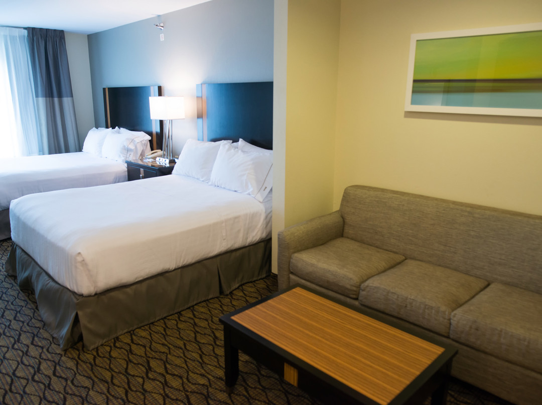 Holiday Inn Express & Suites Chanhassen By IHG主图
