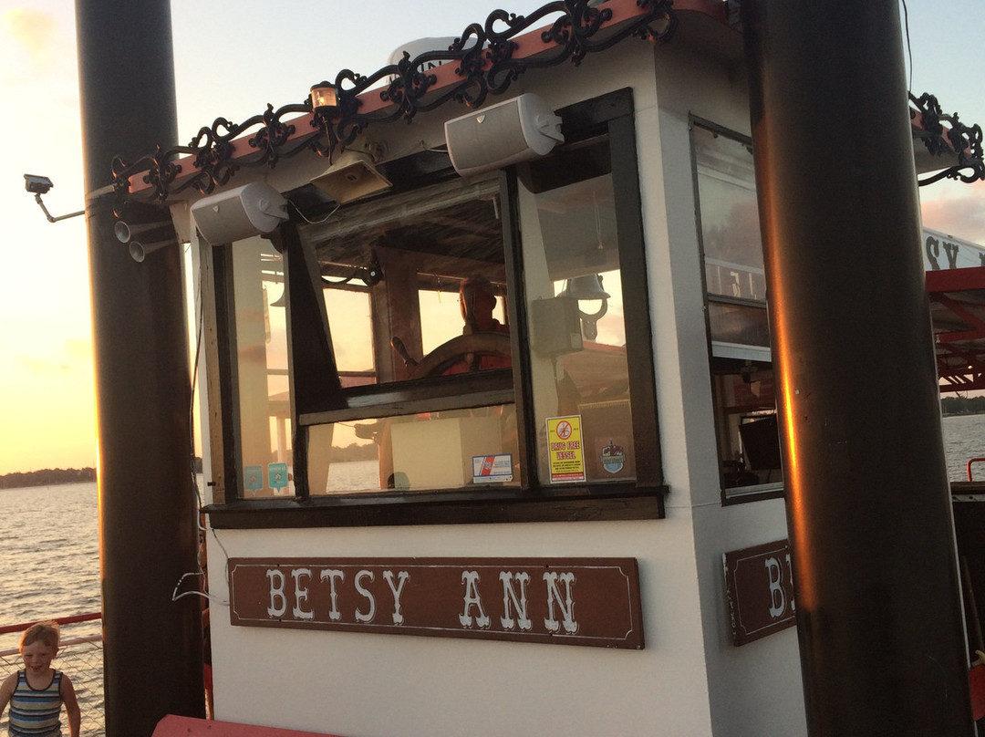 Betsy Ann Riverboat-Bay Saint Louis必去景点