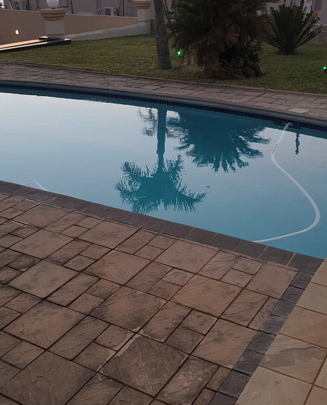 Ocean View Castle Guesthouse主图