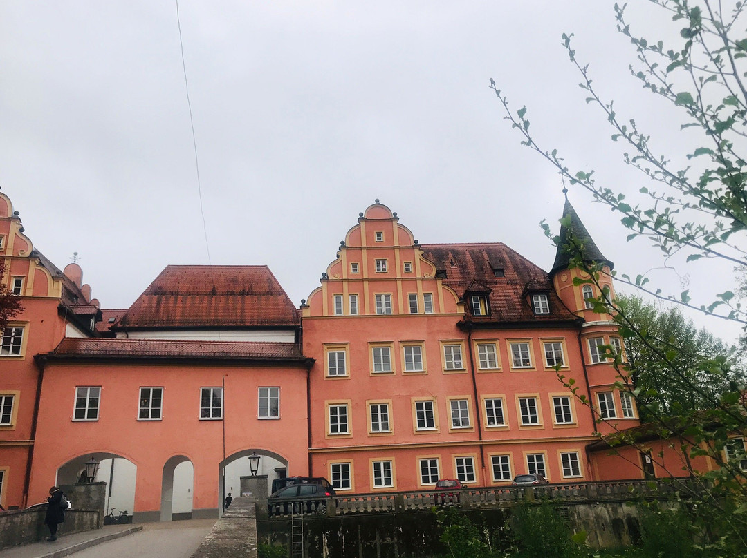 Wasserschloss Taufkirchen景点图片