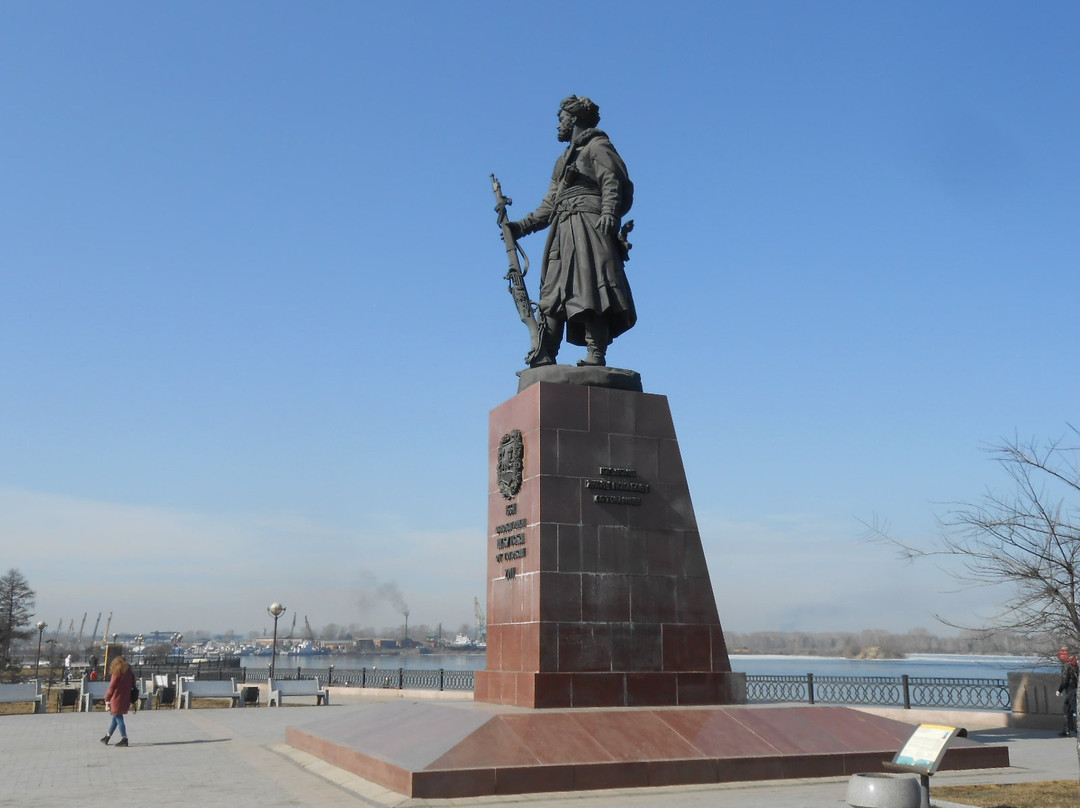 伊尔库茨克英雄纪念碑景点图片