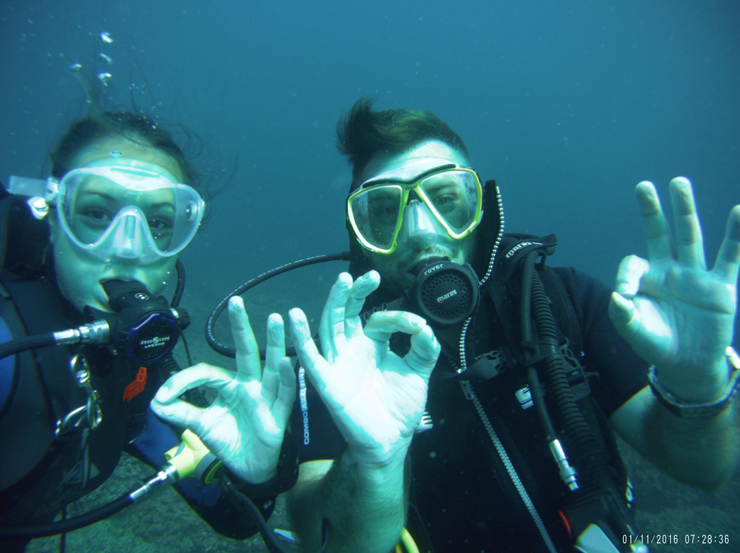 Bura Bora diving center-Liznjan必去景点