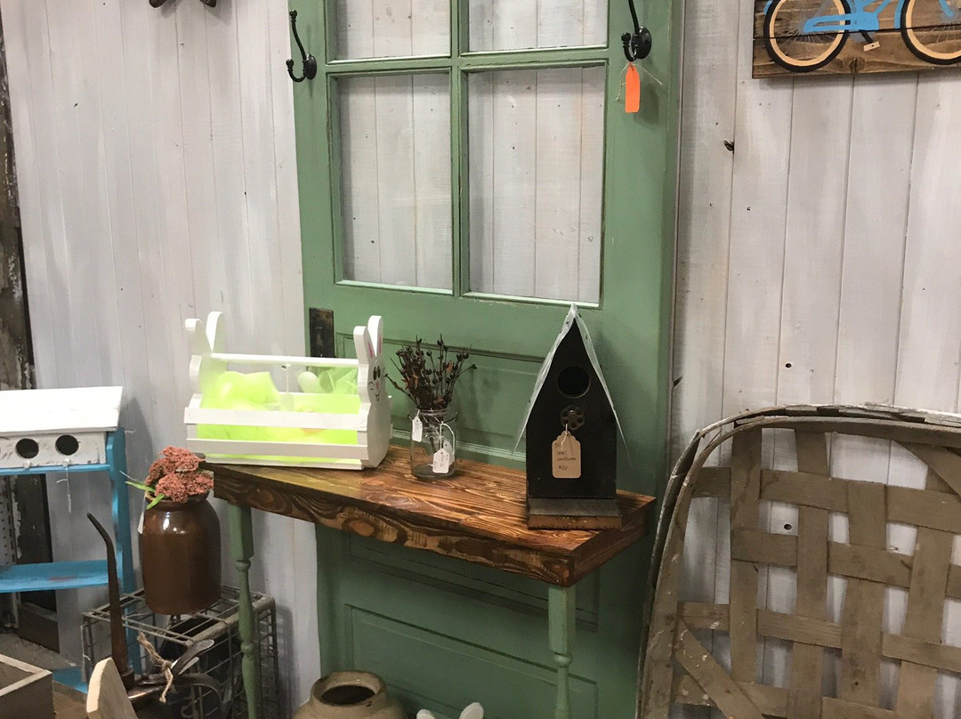 Persnickety Antique Mall-Hanover必去景点