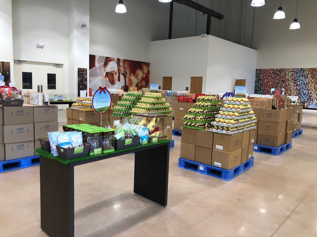 Lindt Chocolate Factory Outlet Carlisle景点图片