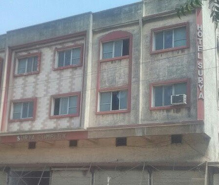 Hotel Surya主图