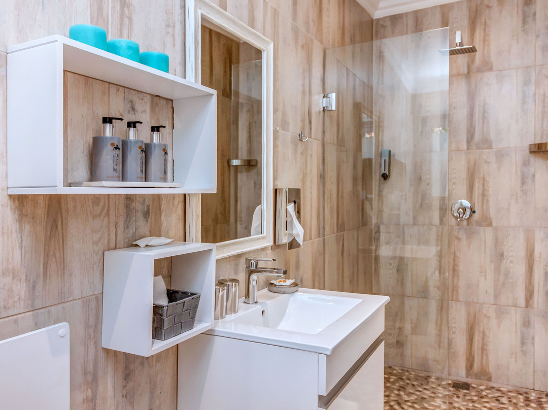 Sitatunga Guest Lodge & Transfers主图