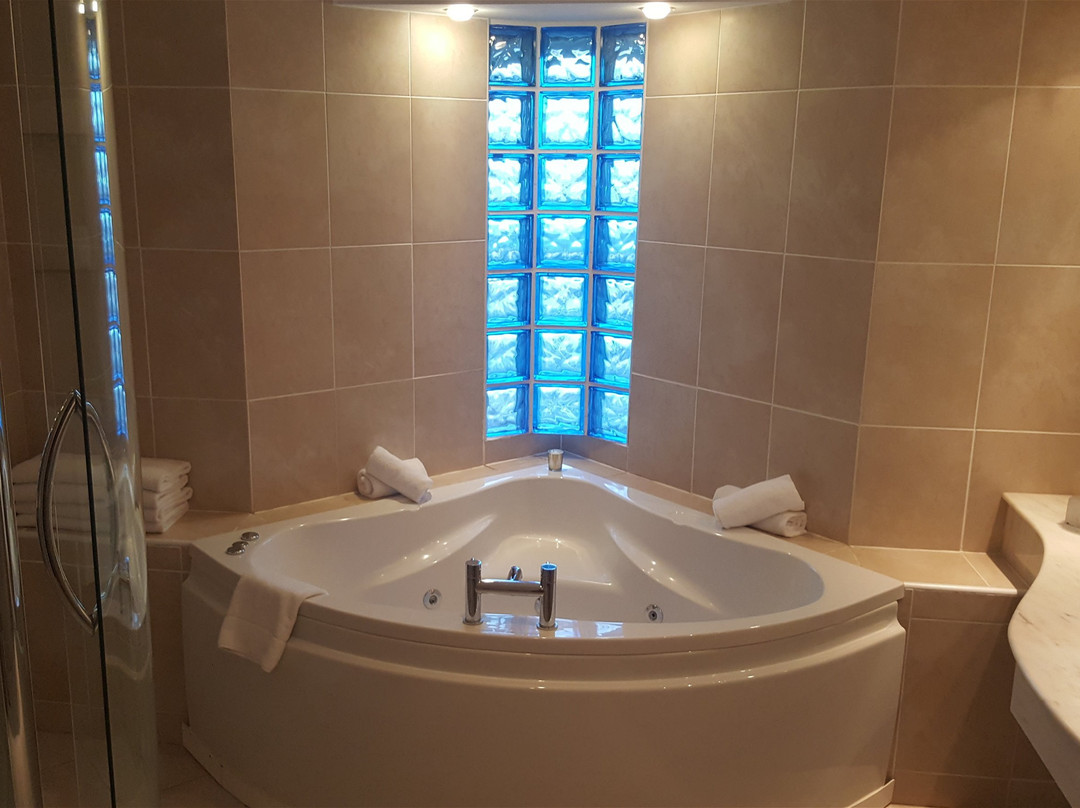 Bridge House Hotel, Spa and Leisure Club主图