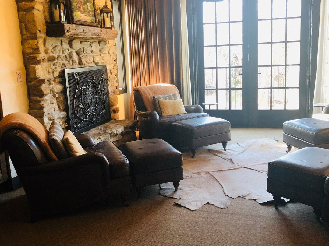 Cedar Creek Spa & Salon-Ridgedale必去景点