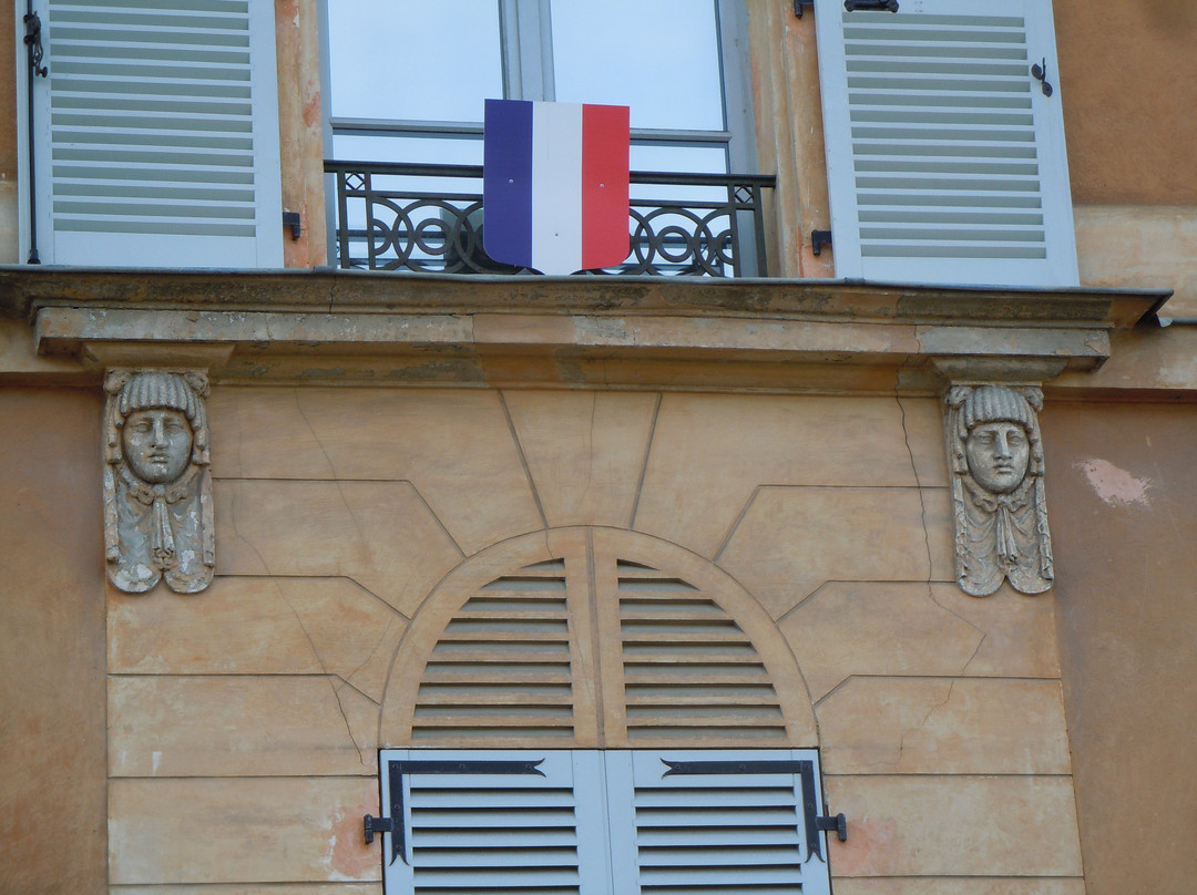 Chateau du Vicomte de Puysegur-Clichy-Sous-Bois必去景点