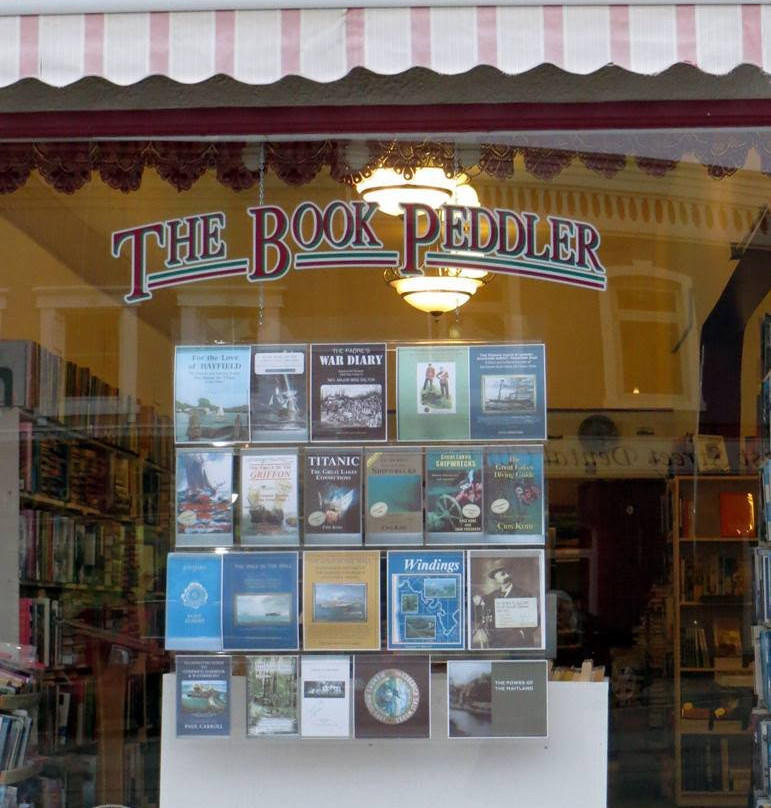 The Book Peddler景点图片
