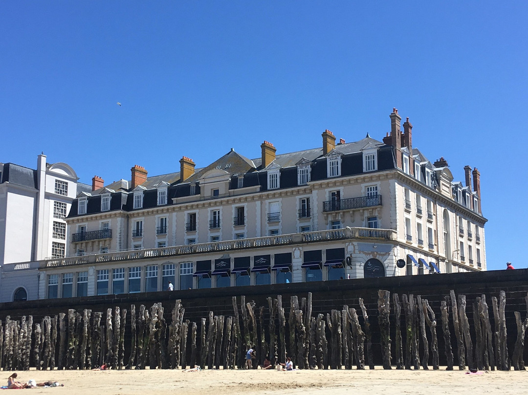 Chez Henri