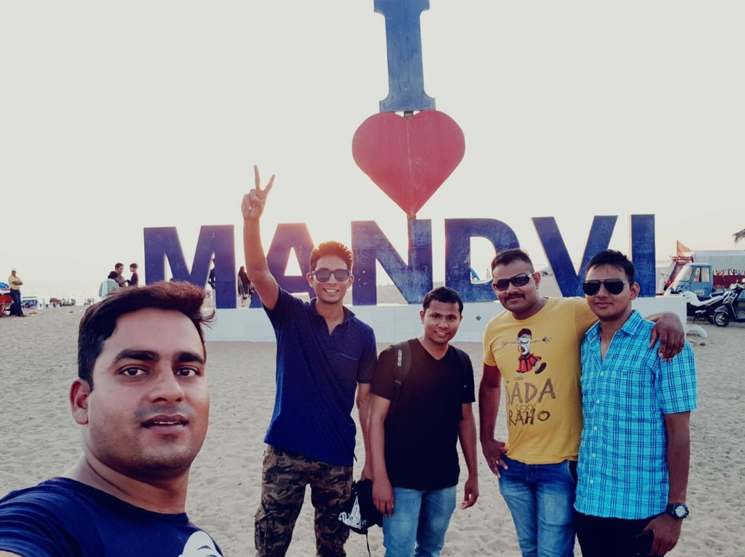 Mandavi Beach景点图片