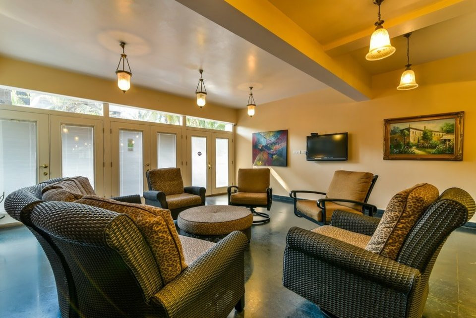 Safira River Front Resort主图