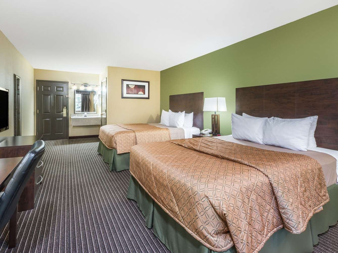 佩里维尔戴斯酒店主图