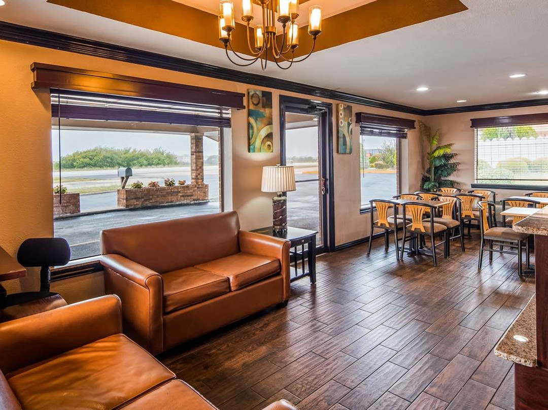 迪凯特贝斯特韦斯特酒店主图