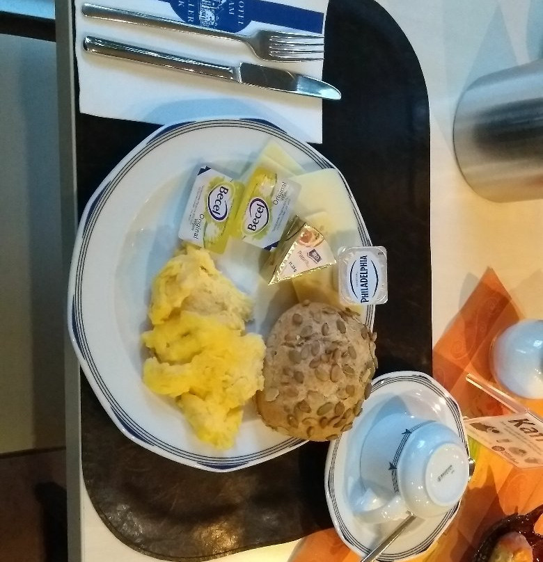 施勒公园酒店主图