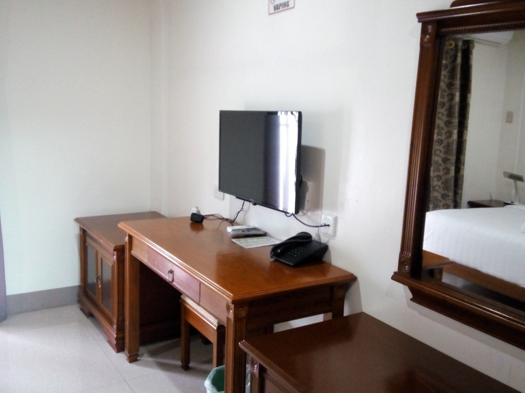 普瑞米尔商务酒店主图