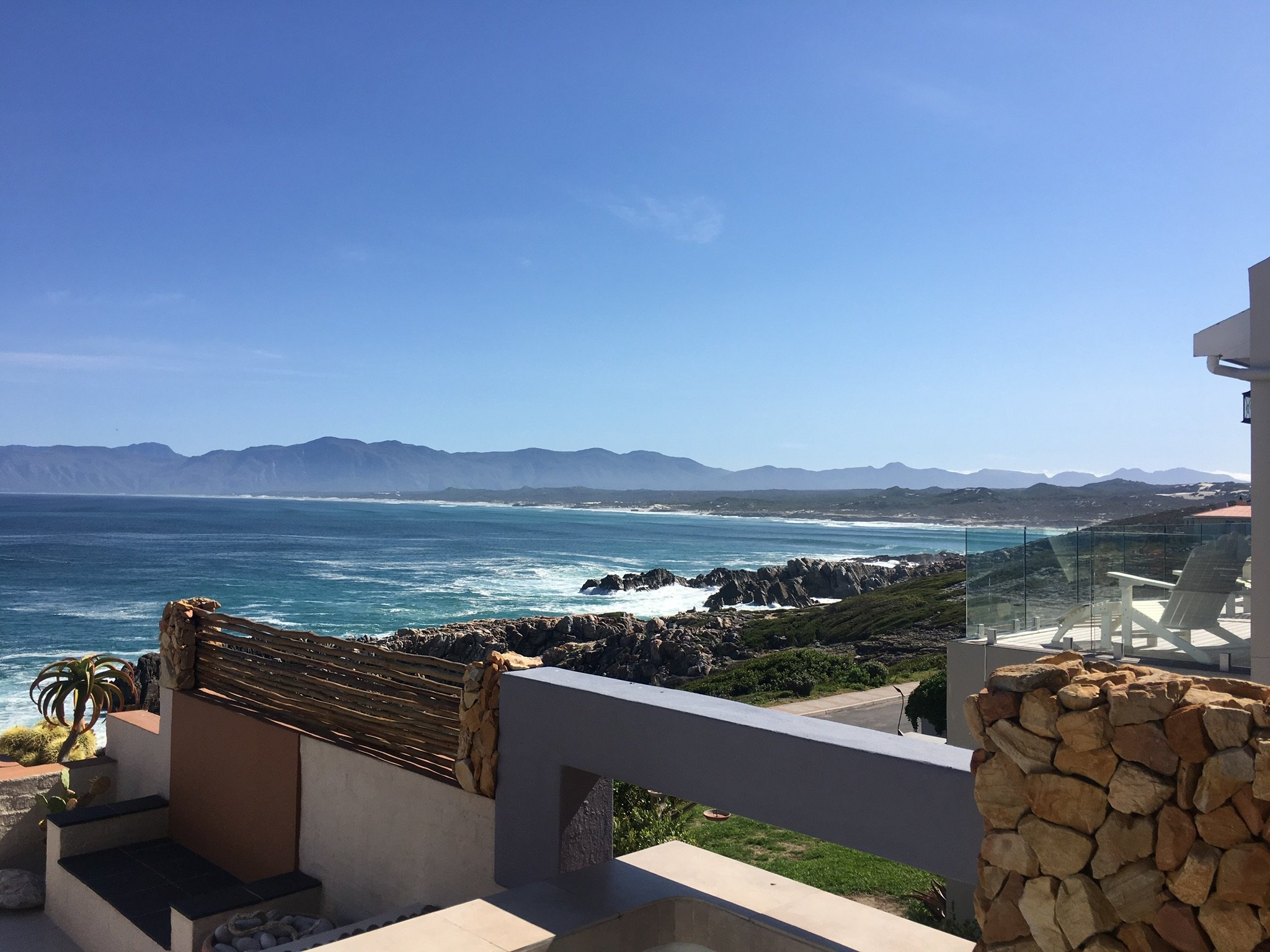 Marebella Seafront Guesthouse-浴室