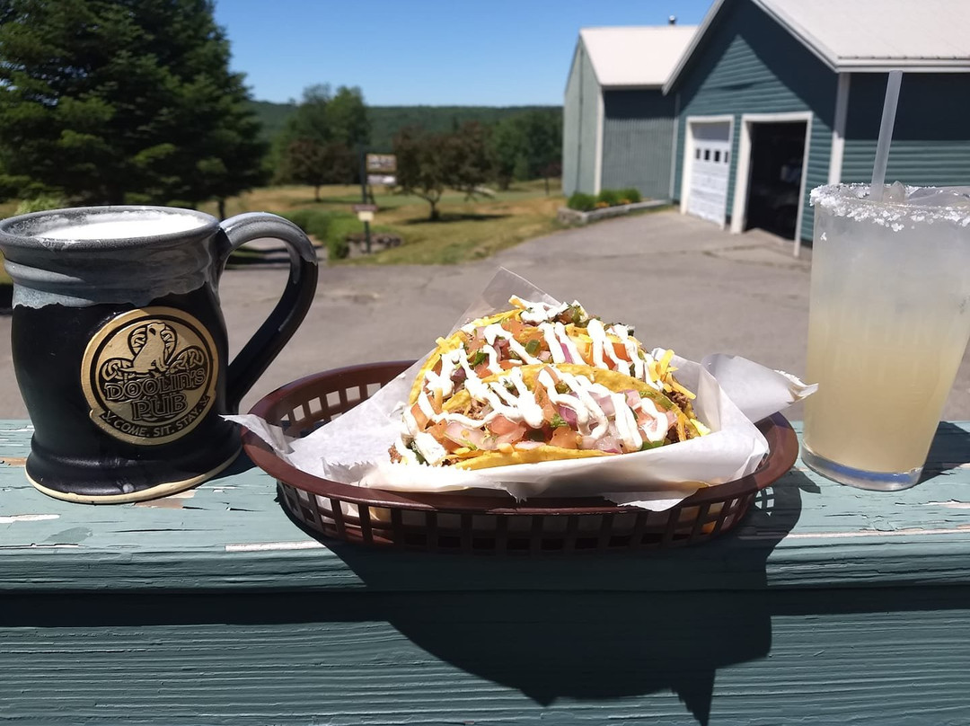 North Monmouth餐馆和美食-Doolin's Pub