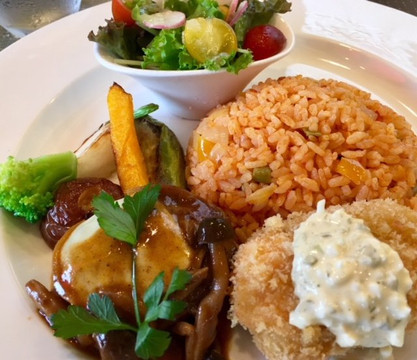 モダン・ダイニングsumi