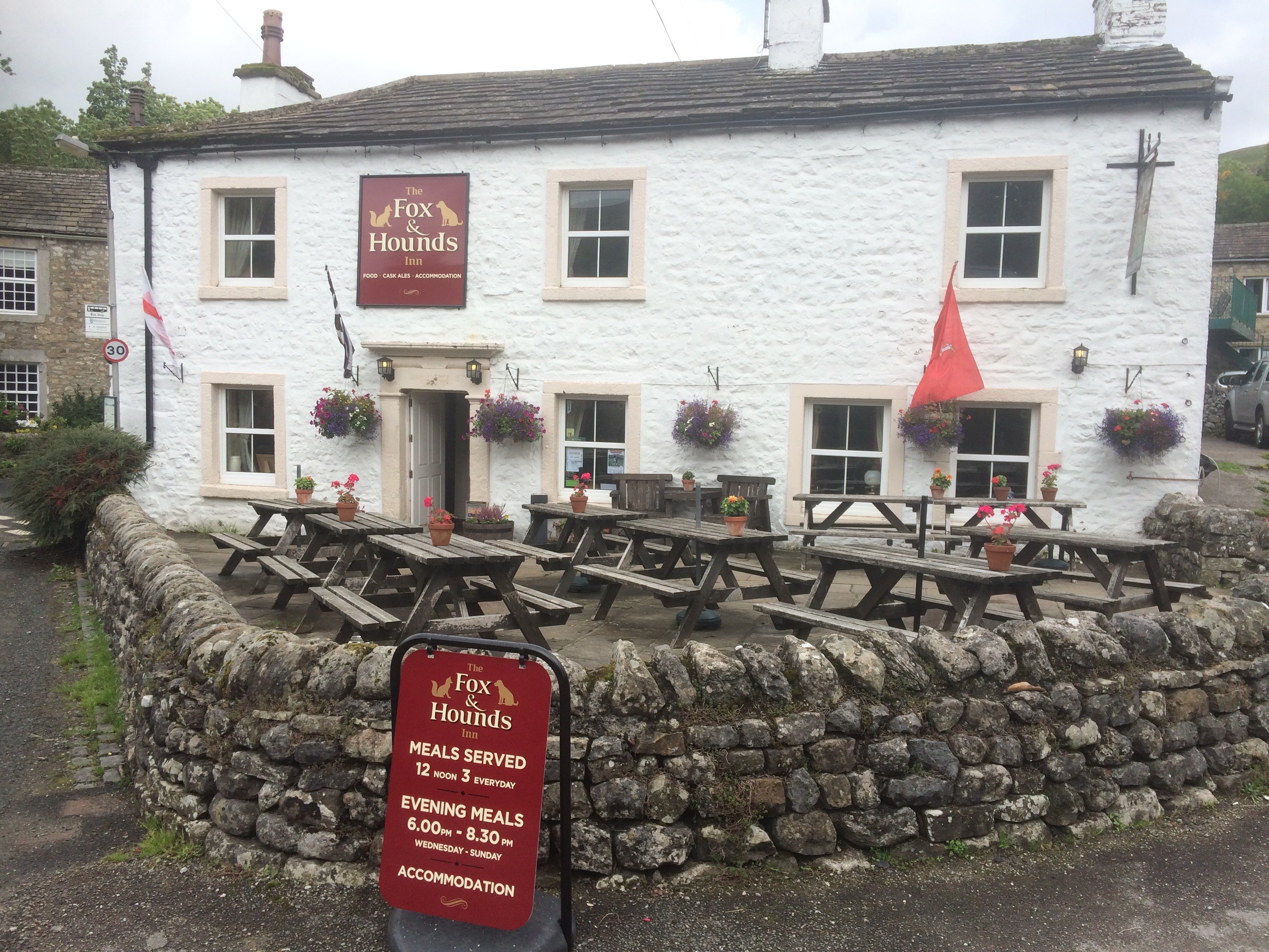Fox and Hounds Inn-官方