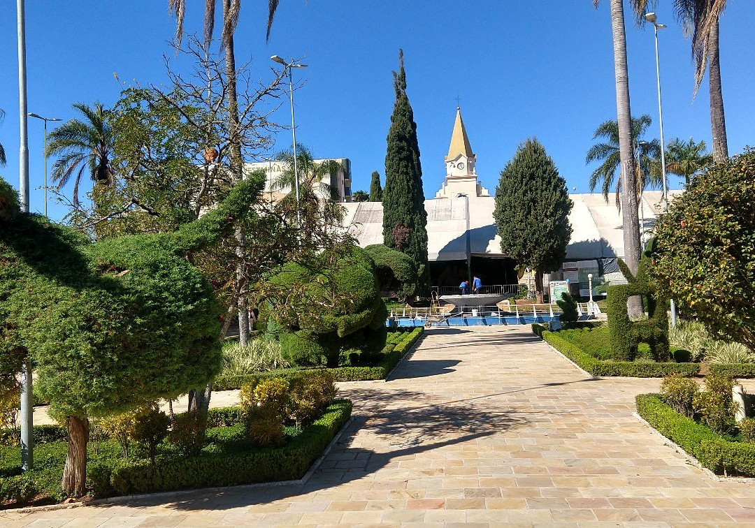 Monte Siao旅游景点-Prefeito Mario Zucato square