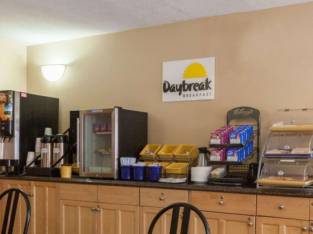 Days Inn by Wyndham Elkton Newark Area主图