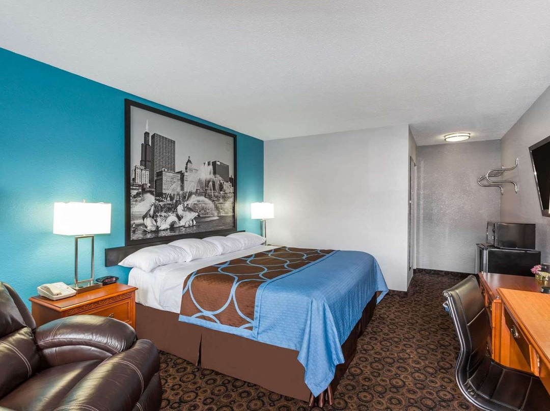 Super 8 by Wyndham Belleville IL/St. Louis Area主图