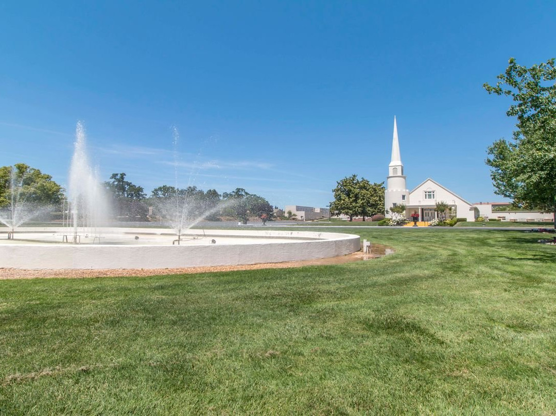 Mount Vernon Memorial Park & Mortuary-Fair Oaks必去景点