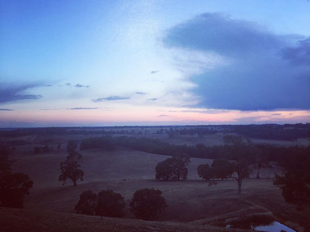 Down to Earth Farm Retreat主图