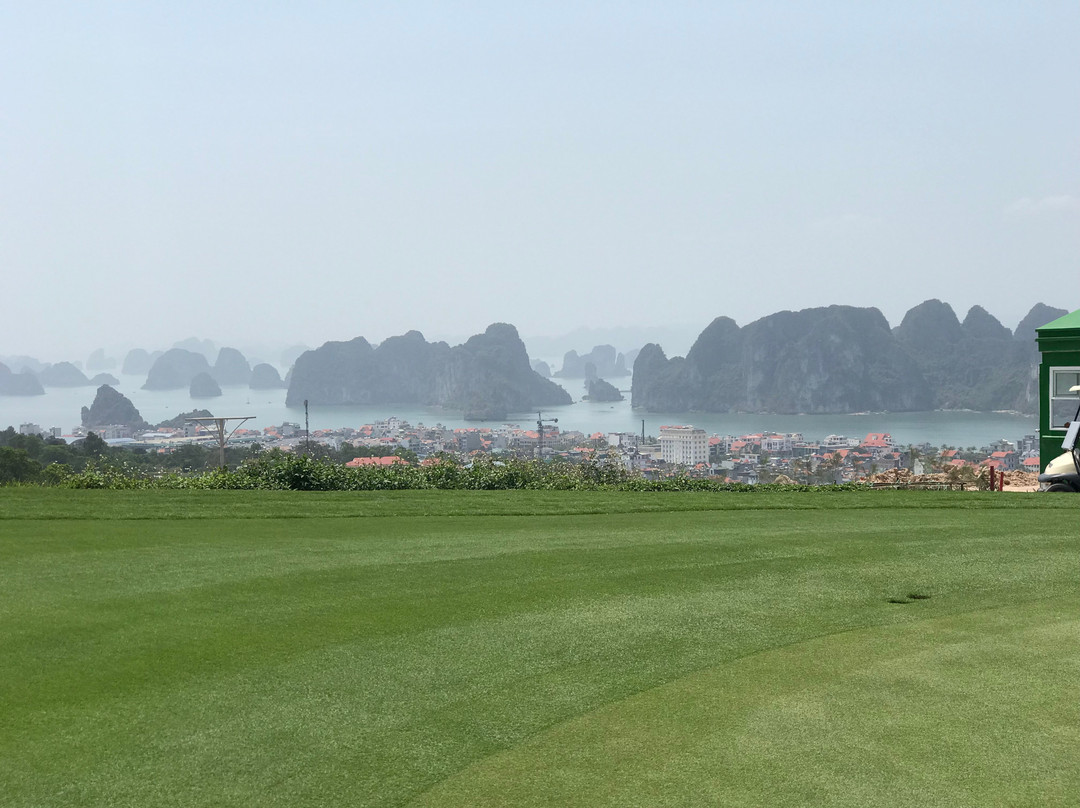 Golf in Danang-岘港必去景点