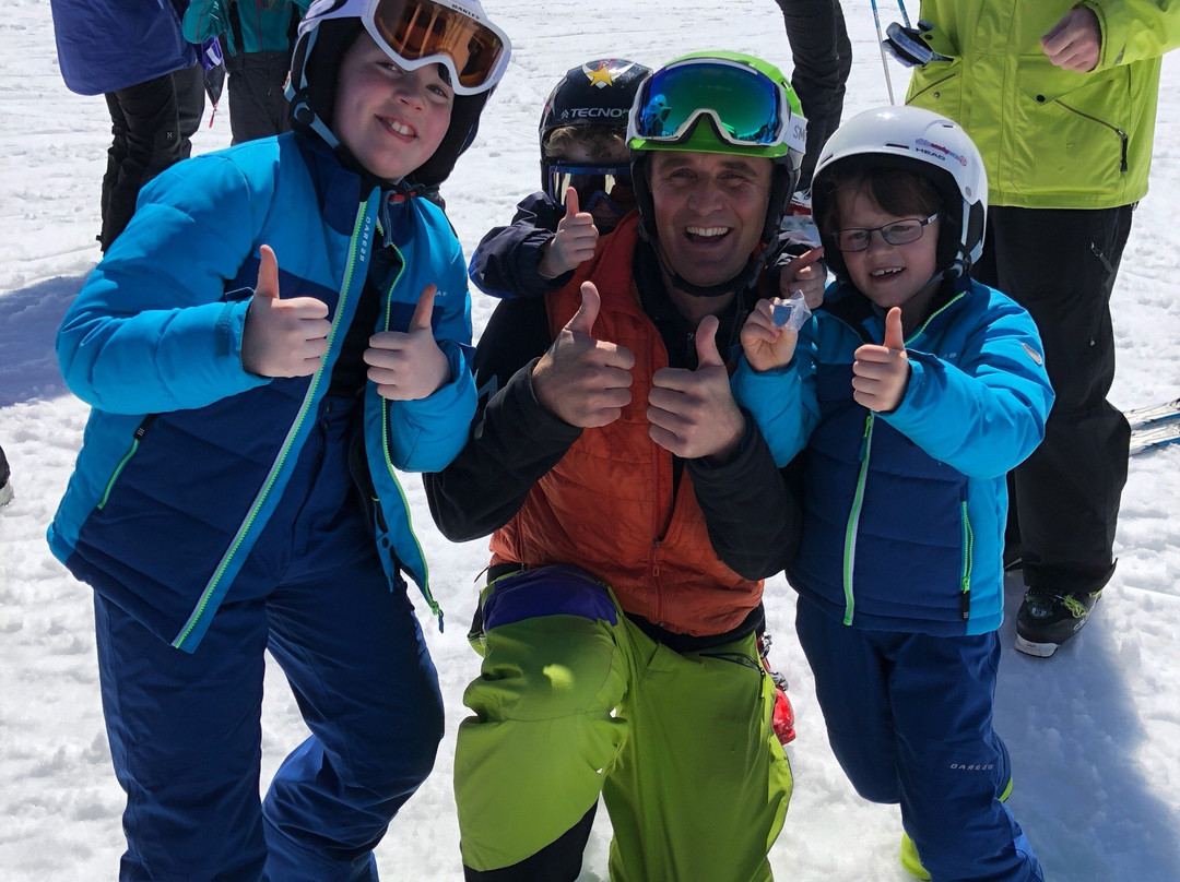Momentum Snowsports景点图片