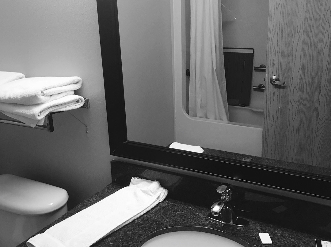 Homegate Inn and Suites主图