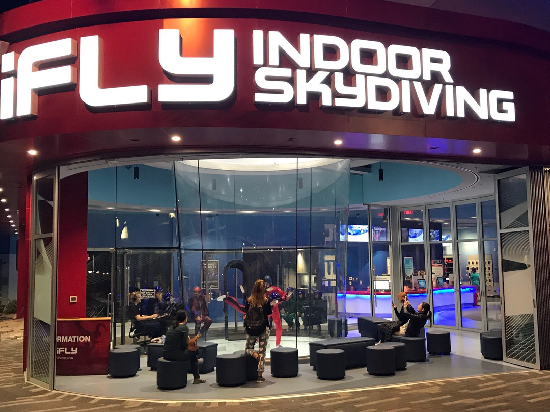 iFLY Indoor Skydiving - Orlando景点图片
