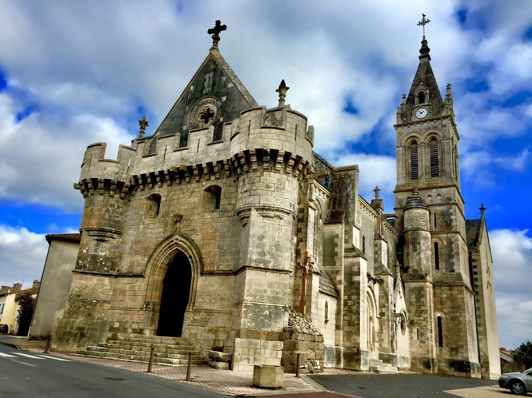 Église Saint Hilaire景点图片