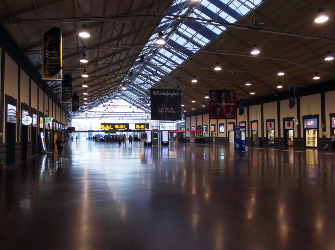 Estación Alacant Terminal-阿利坎特省必去景点