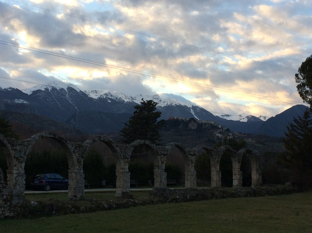 Castel San Vincenzo-Castel San Vincenzo必去景点