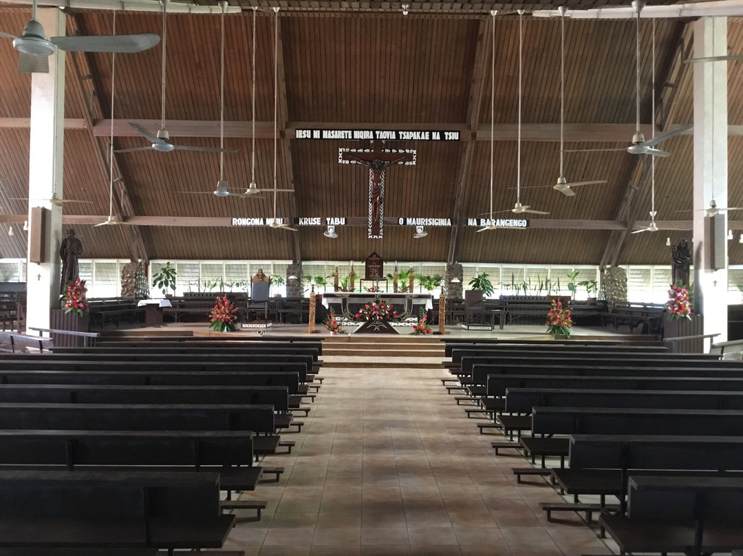 Holy Cross Cathedral-霍尼亚拉必去景点