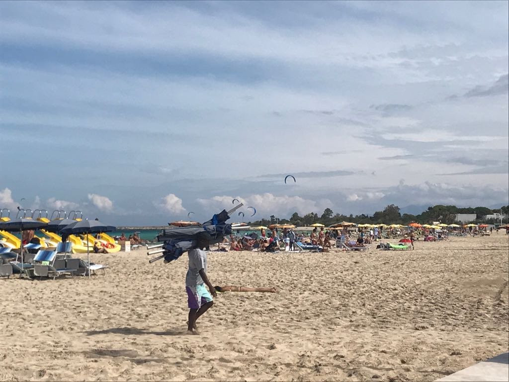 Spiaggia di San Vito-马扎拉－德尔瓦洛必去景点