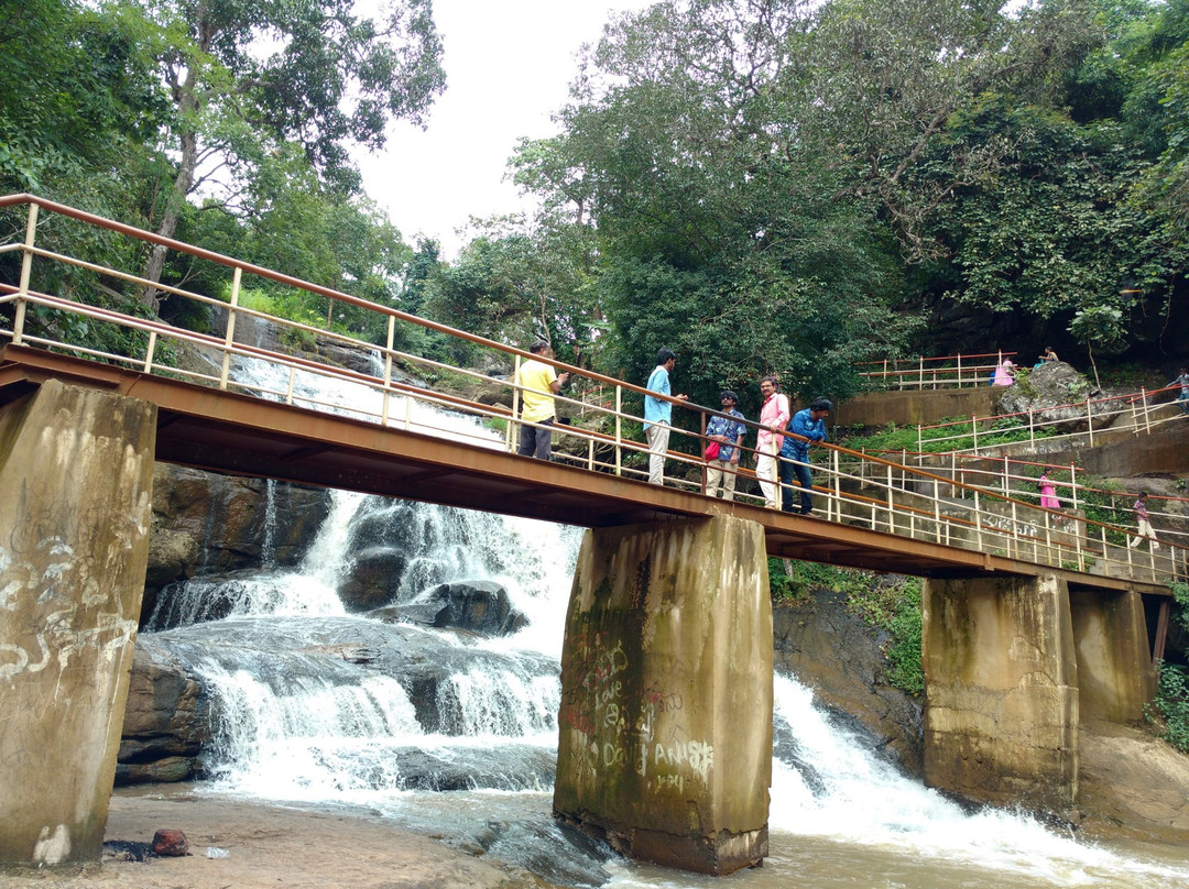 Kothapalli Water Falls景点图片