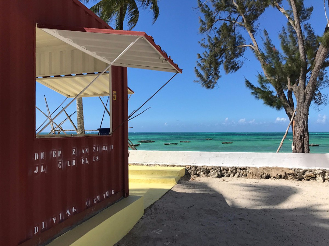 Deep Zanzibar Diving Center-基万嘎必去景点