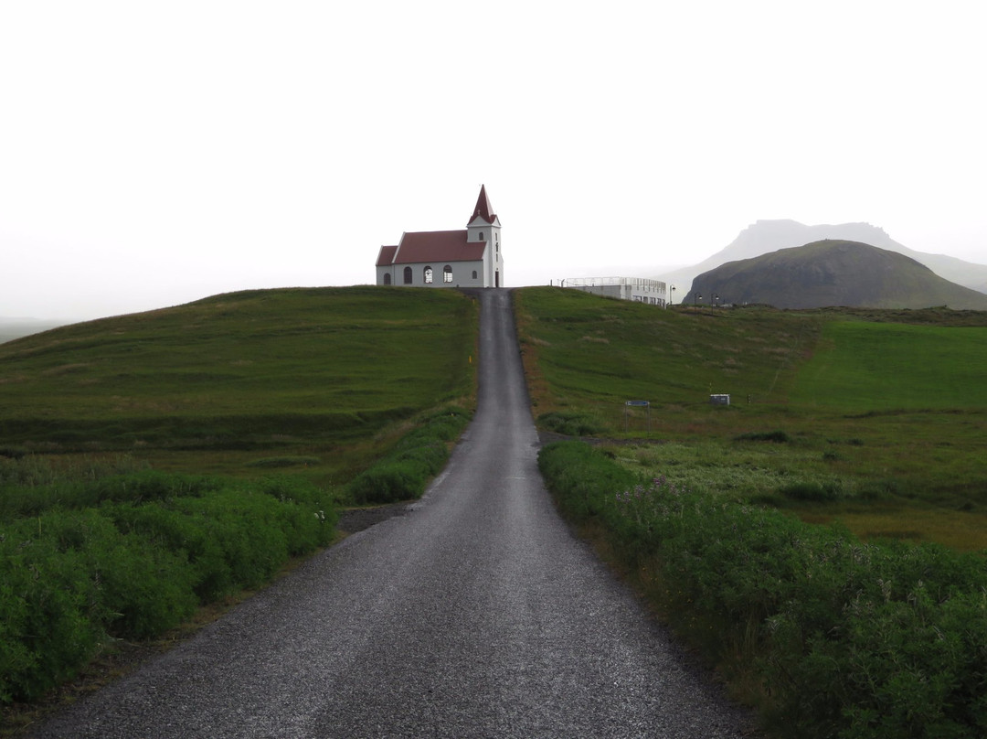 Olafsvik旅游景点-Ingjaldscholskirkja