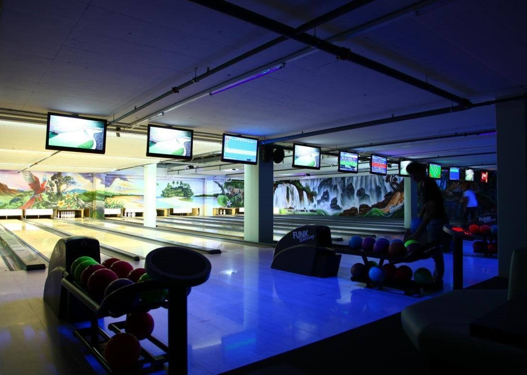 PrestigeBowling Dubendorf Zürich-Dübendorf必去景点